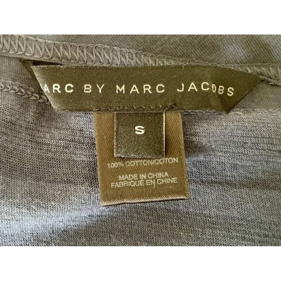 Marc by Marc Jacobs Women's Navy Sleeveless Textured Ruffle Blouse Size Small - Picture 4 of 5